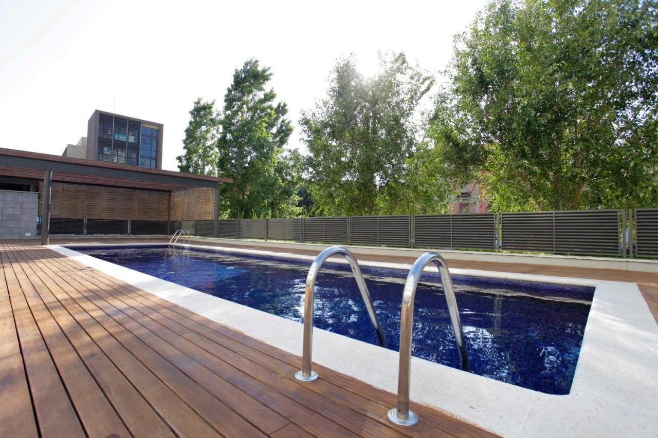 1217 - Pool And Beach Nice Apartment II Барселона Екстериор снимка