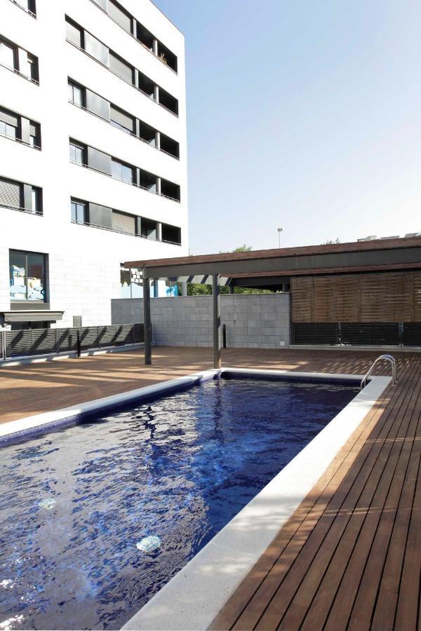 1217 - Pool And Beach Nice Apartment II Барселона Екстериор снимка