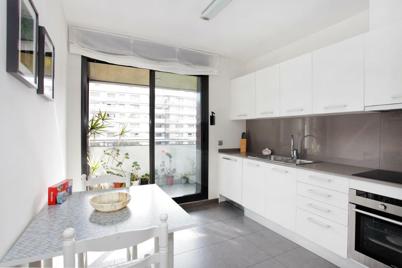 1217 - Pool And Beach Nice Apartment II Барселона Екстериор снимка